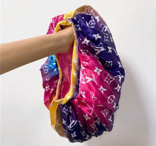 Load image into Gallery viewer, Bonnets