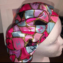 Load image into Gallery viewer, Bonnets