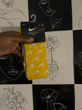 Load image into Gallery viewer, Nike socks