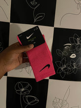 Load image into Gallery viewer, Nike socks
