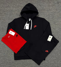 Load image into Gallery viewer, Nike 3 Piece Short Set
