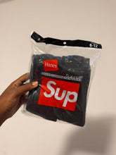 Load image into Gallery viewer, Supreme Socks
