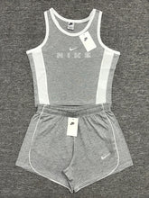Load image into Gallery viewer, Nike Active 2 Piece Set

