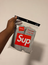 Load image into Gallery viewer, Supreme Socks

