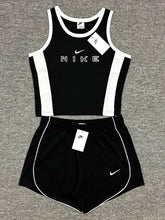 Load image into Gallery viewer, Nike Active 2 Piece Set
