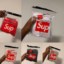 Load image into Gallery viewer, Supreme Socks

